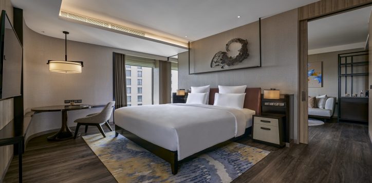 pullman-suite-bedroom-2-2