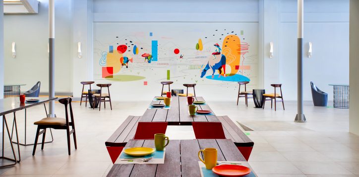 ibis-styles-streats-restaurant-outdoor-3
