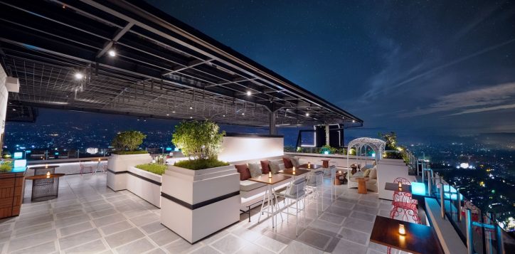 akasa-360-rooftop-bar-bandung-2